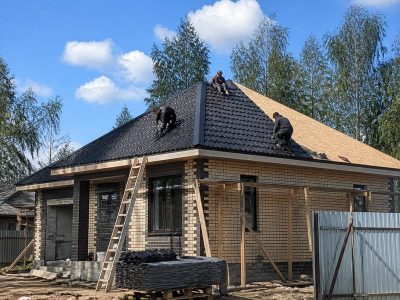 Монтаж четырехскатной крыши — пример работы №1