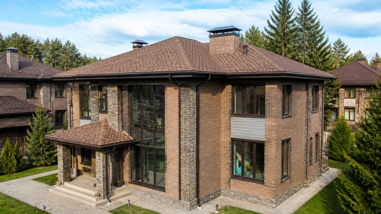 Монтаж мягкой черепицы IKO Cambridge на двухэтажке, Пушкино, 180 м²